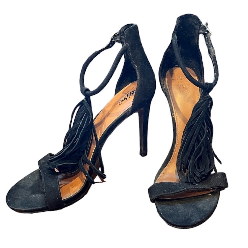 Mossimo Black Tassel Heels